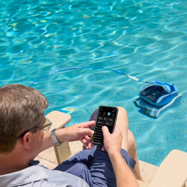 Dolphin m550 Pool cleaner